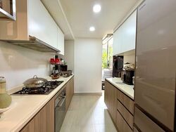 Hundred Palms Residences (D19), Condominium #581048561